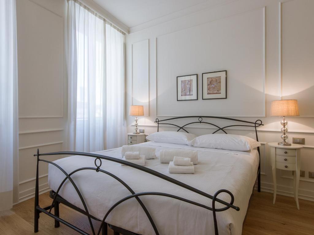 Dei Poeti & Bed and breakfast 3*
